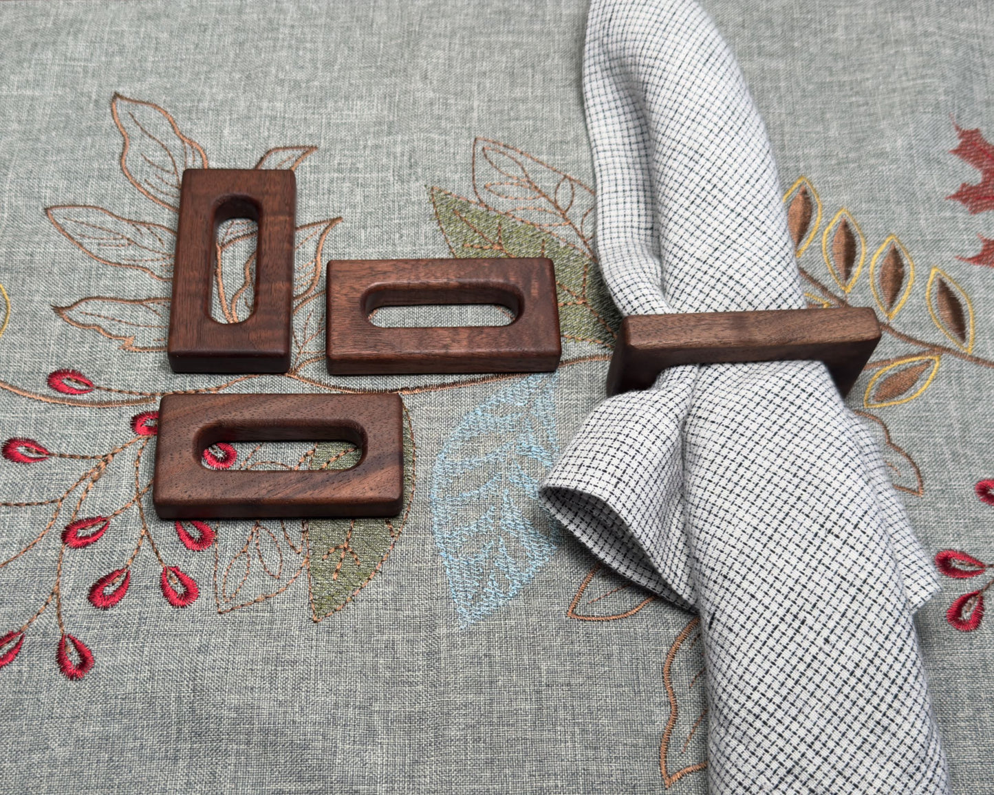 Hardwood Napkin Rings (Set of 4)